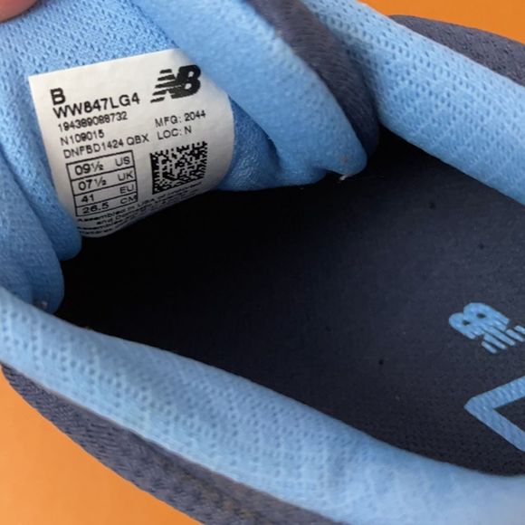 New Balance 847v4 shoes - Picture 5 of 7